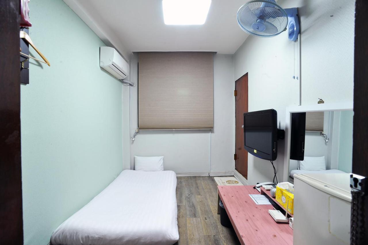 Saewha Hostel Seul Esterno foto